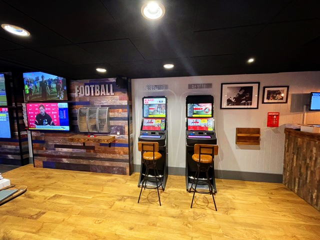 Shop Fit Ladbrokes Coral (5)